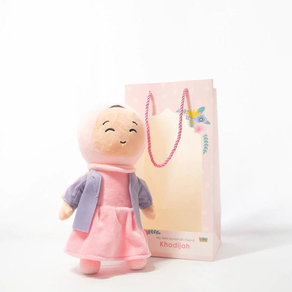 Khadijah Muslim Doll with Gift Bag